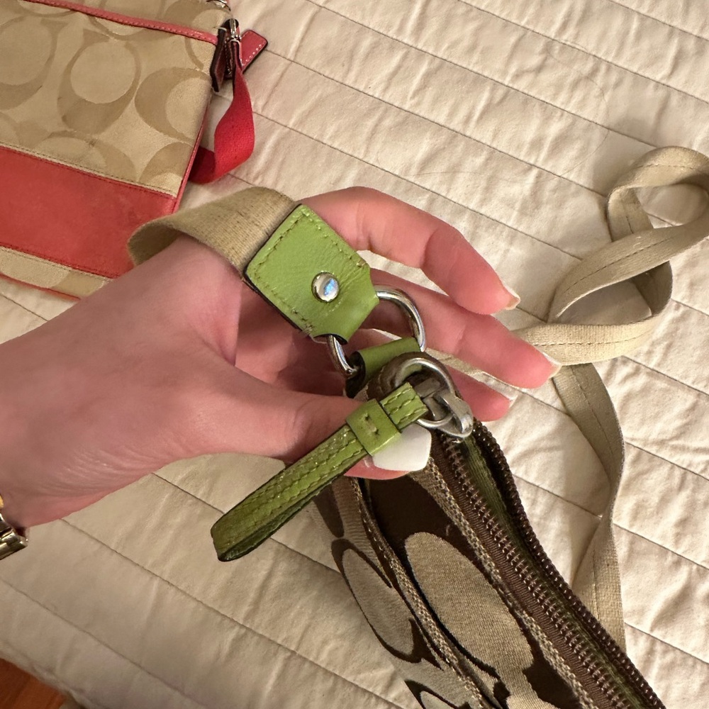 Coach Green and Pink Crossbody Bags Signature Collection - Picture 13 of 15